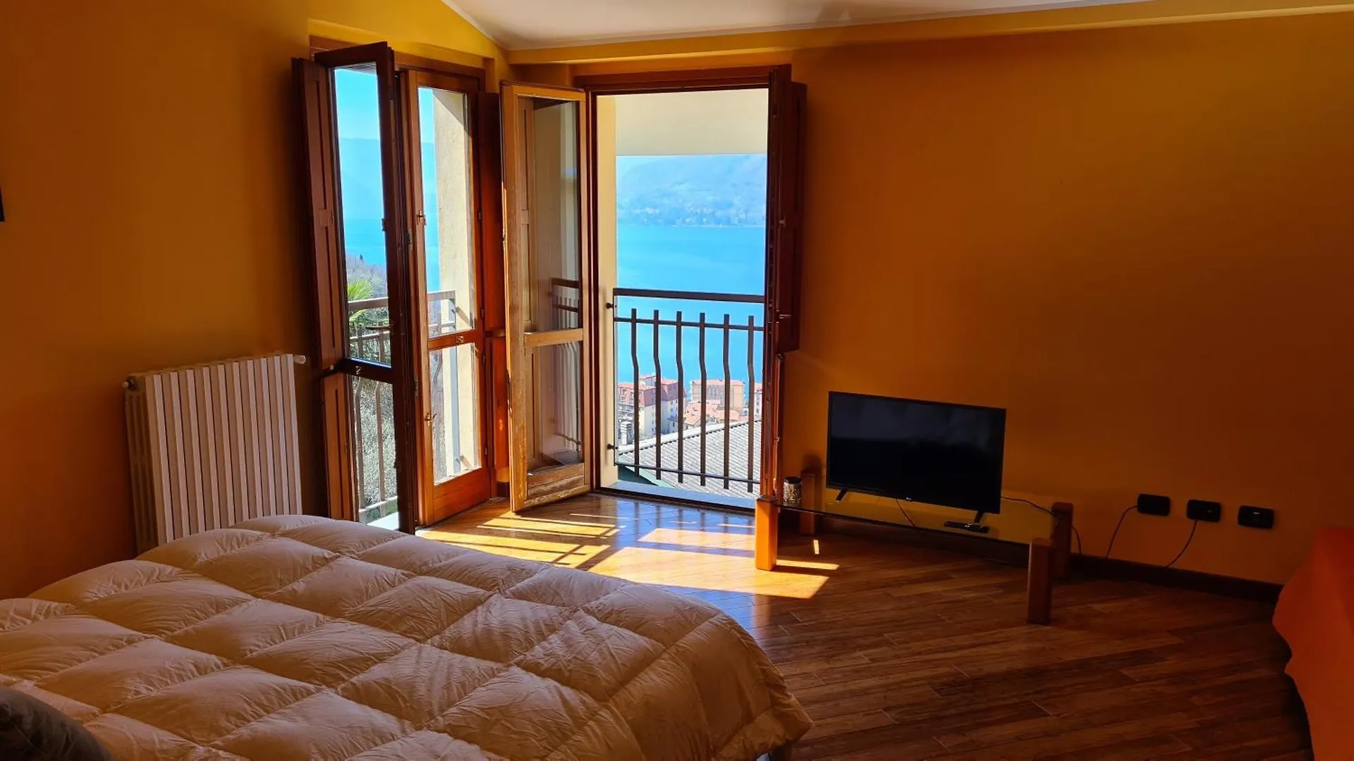 Villa Gli Ulivi - Bariloche Lake & Mountain View Perledo 0*,  Italy